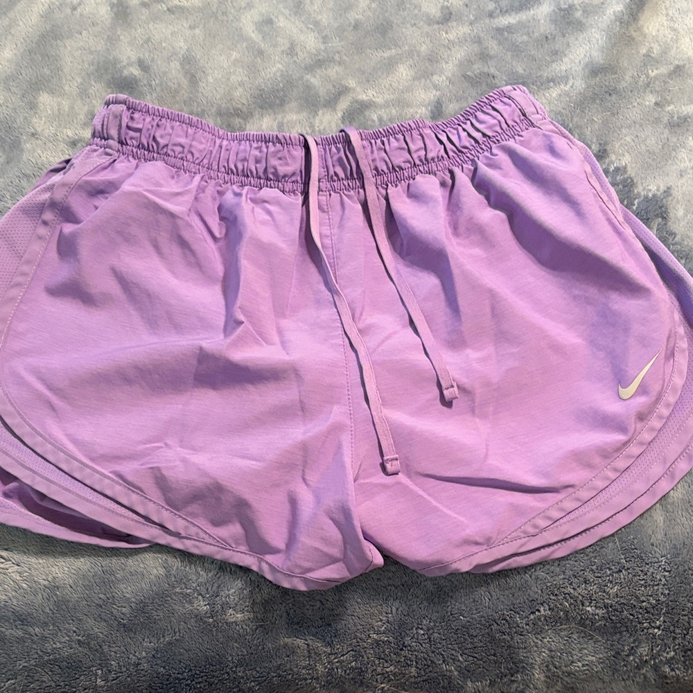 Nike Women's Lavender Athletic Shorts with Drawstring